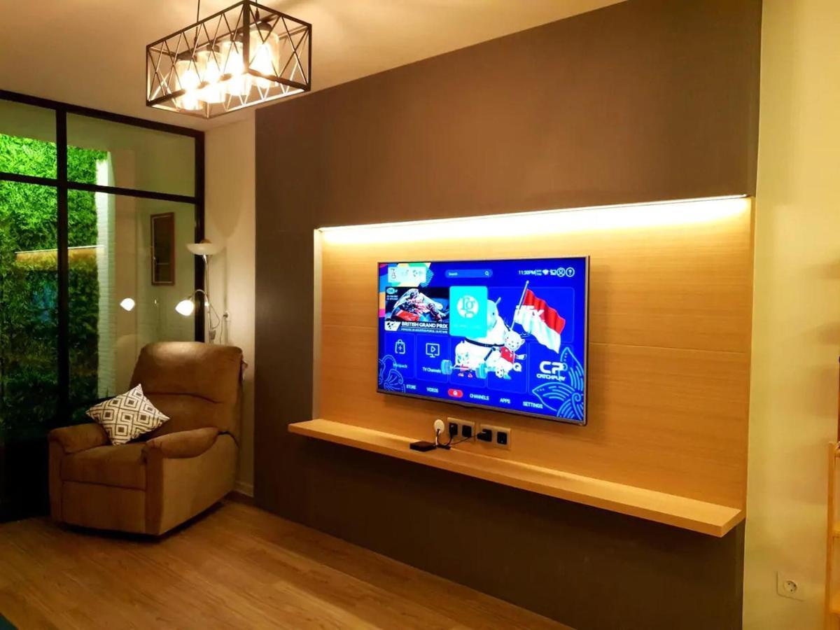 Graha Padma Avonia Villa Semarang Buitenkant foto